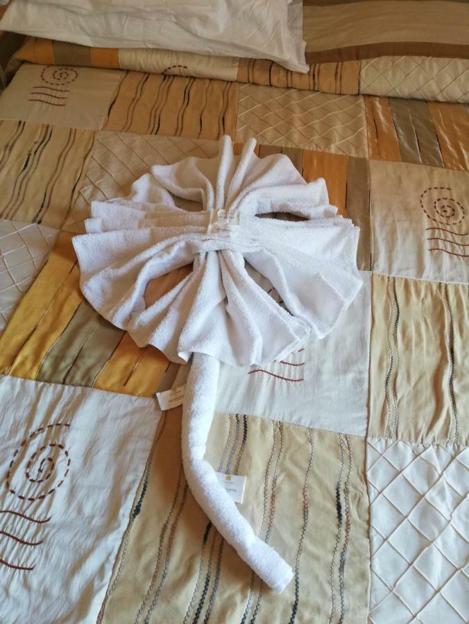 Hotel Residence Maria Grazia Римини Екстериор снимка