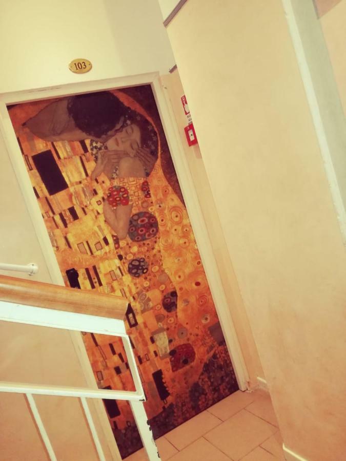 Hotel Residence Maria Grazia Римини Екстериор снимка