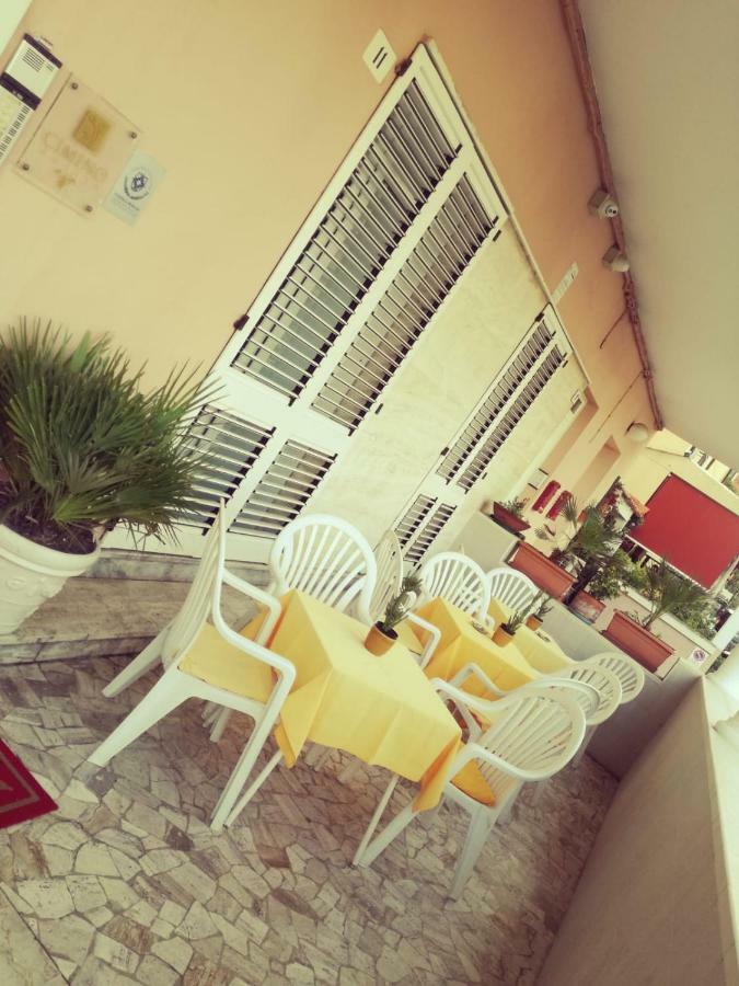 Hotel Residence Maria Grazia Римини Екстериор снимка